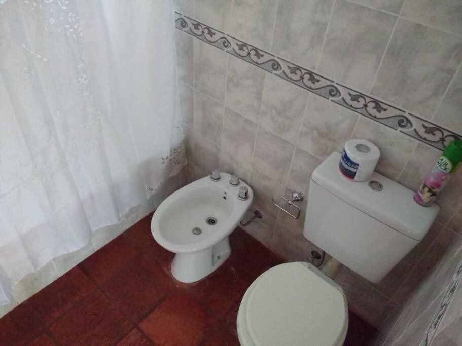 Casa Y Amplio Parque *